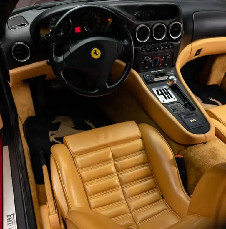 Ferrari Майкла Джордана, який зник на 25 років, знайшли та виставлять на аукціон (ФОТО) Ferrari Майкла Джордана, який зник на 25 років, знайшли та виставлять на аукціон (ФОТО)
